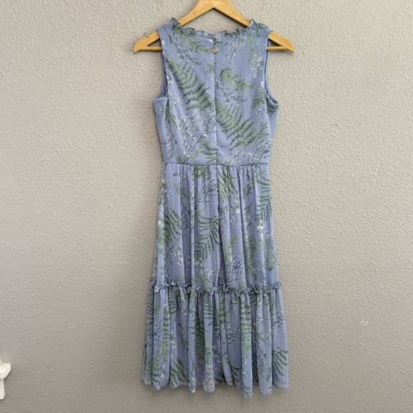 Tommy Hilfiger Floral Dress Size 2 EUC - Picture 3 of 5